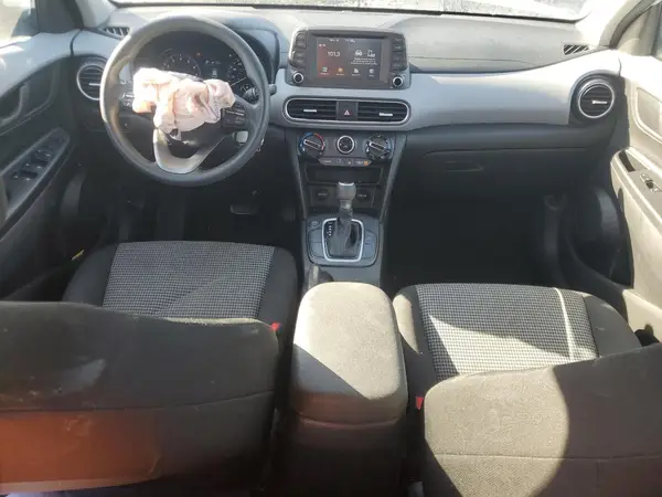 KM8K12AA1JU172715 2018 HYUNDAI KONA - Image 8