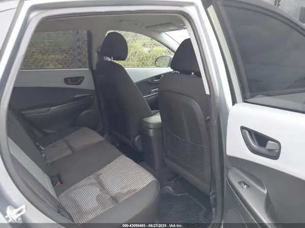 KM8K12AA1KU242442 2019 HYUNDAI KONA - Image 8