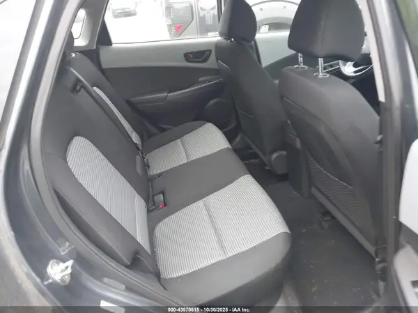 KM8K12AA1KU268376 2019 HYUNDAI KONA - Image 8