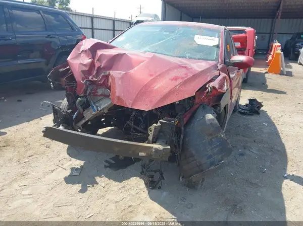 KM8K12AA1KU326194 2019 HYUNDAI KONA - Image 2