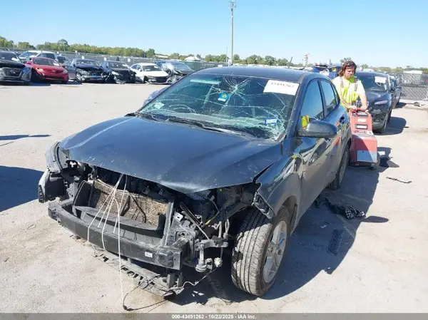 KM8K12AA1LU543598 2020 HYUNDAI KONA - Image 2