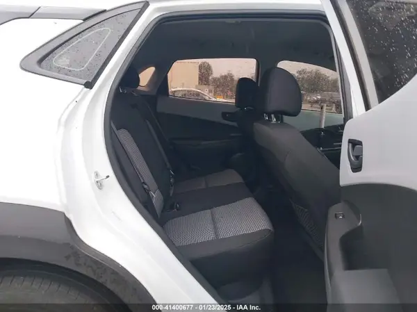 KM8K12AA1MU616518 2021 HYUNDAI KONA - Image 8