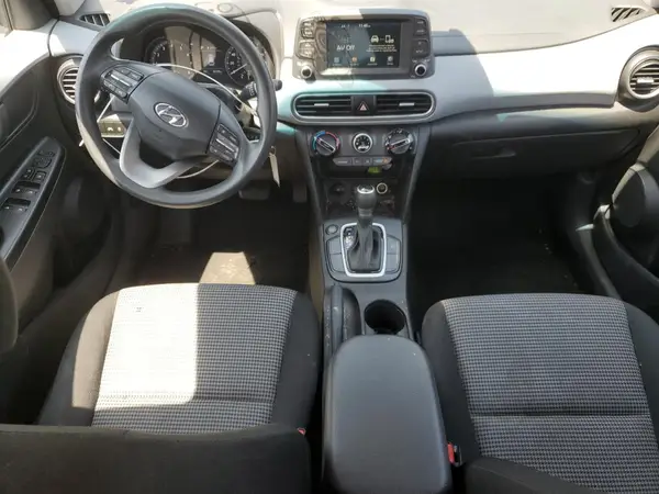 KM8K12AA1MU635747 2021 HYUNDAI KONA - Image 8
