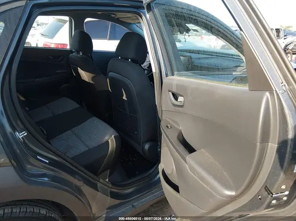 KM8K12AA1MU665573 2021 HYUNDAI KONA - Image 8