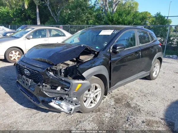 KM8K12AA2JU069304 2018 HYUNDAI KONA - Image 2