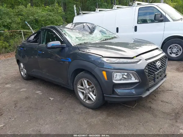 KM8K12AA2JU079086 2018 HYUNDAI KONA - Image 1
