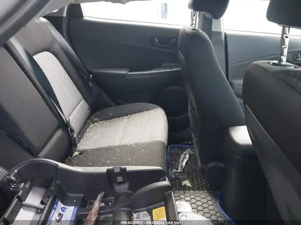 KM8K12AA2JU079086 2018 HYUNDAI KONA - Image 8