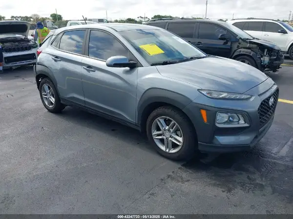KM8K12AA2JU181374 2018 HYUNDAI KONA - Image 1