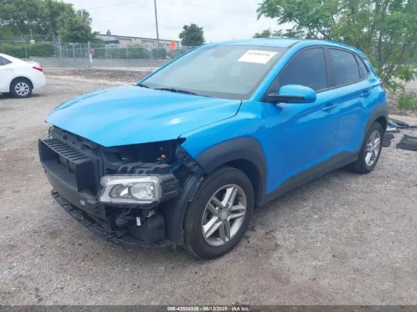 KM8K12AA2MU606256 2021 HYUNDAI KONA - Image 2