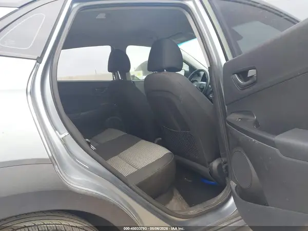KM8K12AA2MU658616 2021 HYUNDAI KONA - Image 8