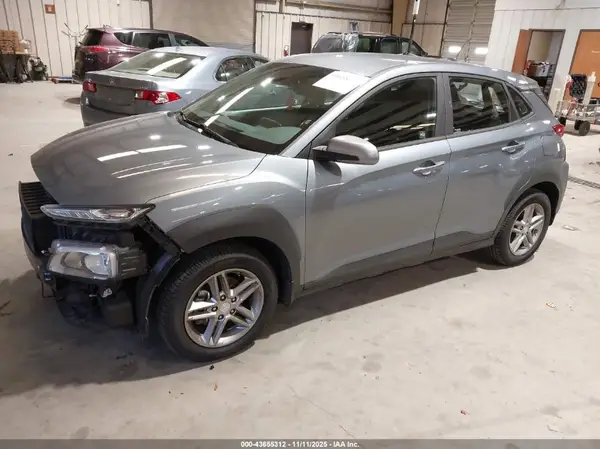 KM8K12AA3KU302639 2019 HYUNDAI KONA - Image 2