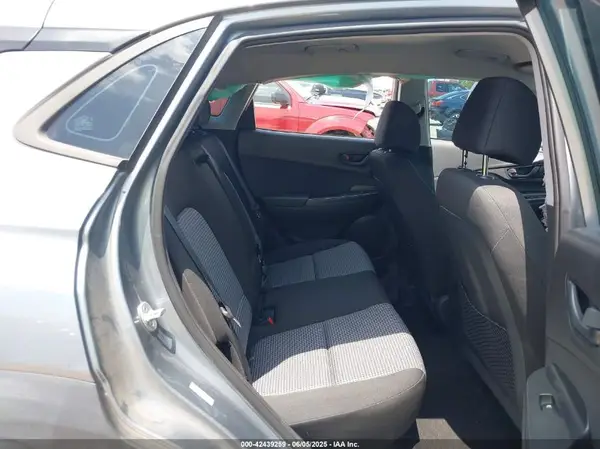 KM8K12AA3LU424127 2020 HYUNDAI KONA - Image 8