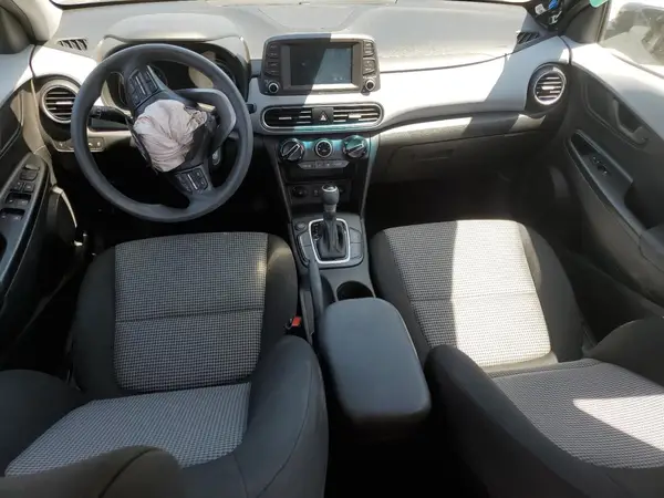 KM8K12AA3MU607562 2021 HYUNDAI KONA - Image 8