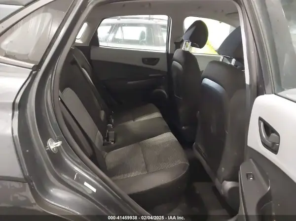 KM8K12AA3MU642246 2021 HYUNDAI KONA - Image 8