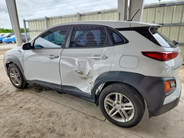KM8K12AA3MU663615 2021 HYUNDAI KONA - Image 2
