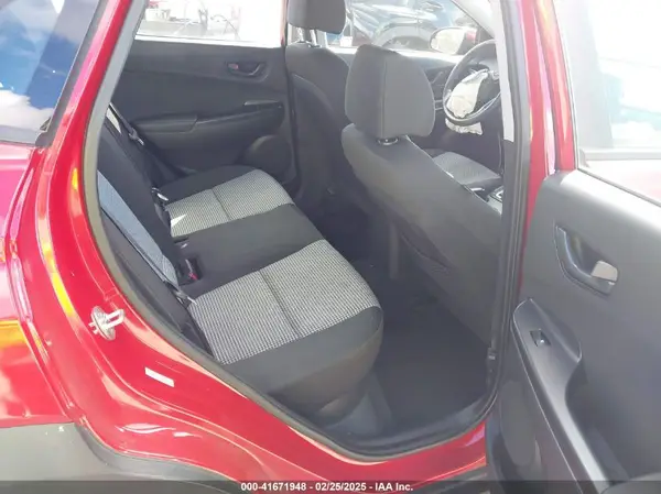 KM8K12AA3MU665865 2021 HYUNDAI KONA - Image 8