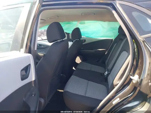 KM8K12AA3MU670094 2021 HYUNDAI KONA - Image 8