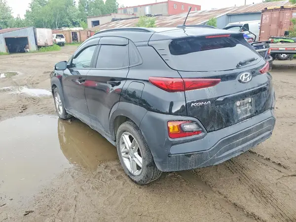 KM8K12AA3MU699207 2021 HYUNDAI KONA - Image 2