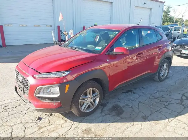 KM8K12AA4JU081759 2018 HYUNDAI KONA - Image 2