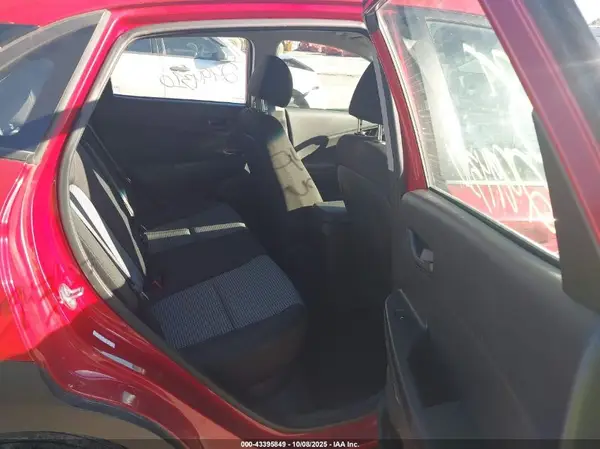 KM8K12AA4JU081759 2018 HYUNDAI KONA - Image 8