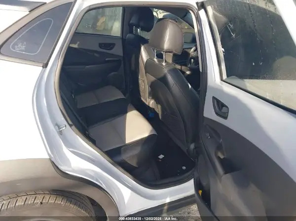 KM8K12AA4KU293420 2019 HYUNDAI KONA - Image 8