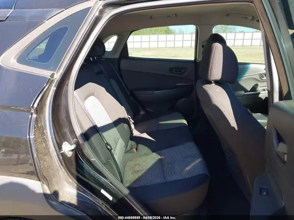 KM8K12AA4KU293613 2019 HYUNDAI KONA - Image 8