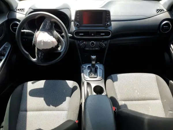 KM8K12AA4KU303105 2019 HYUNDAI KONA - Image 8