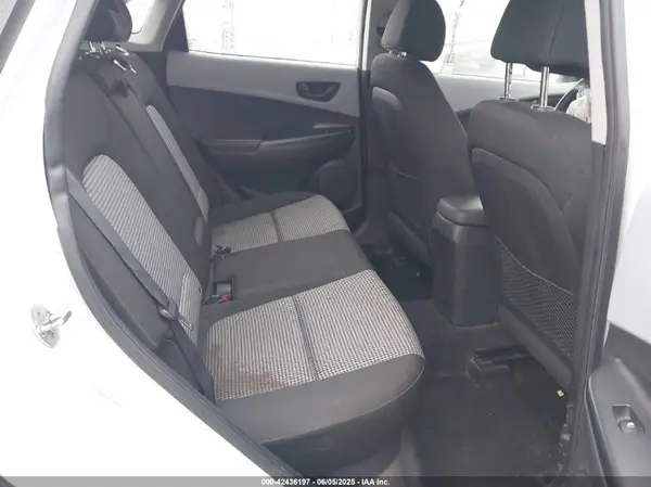 KM8K12AA4KU330773 2019 HYUNDAI KONA - Image 8