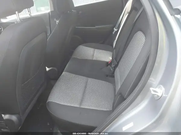 KM8K12AA4KU340218 2019 HYUNDAI KONA - Image 8