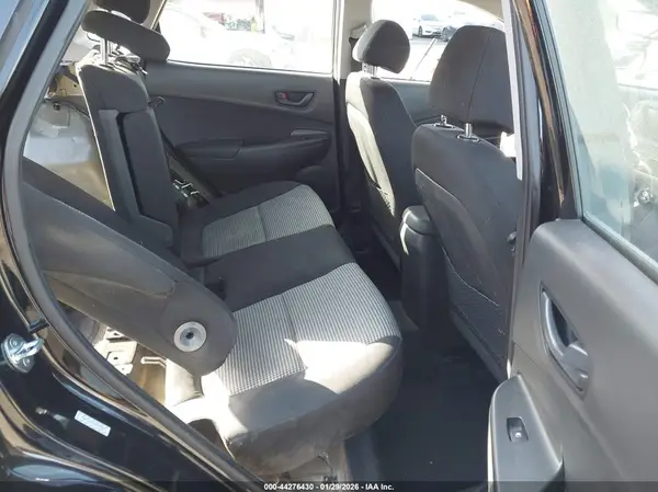 KM8K12AA4KU378399 2019 HYUNDAI KONA - Image 8
