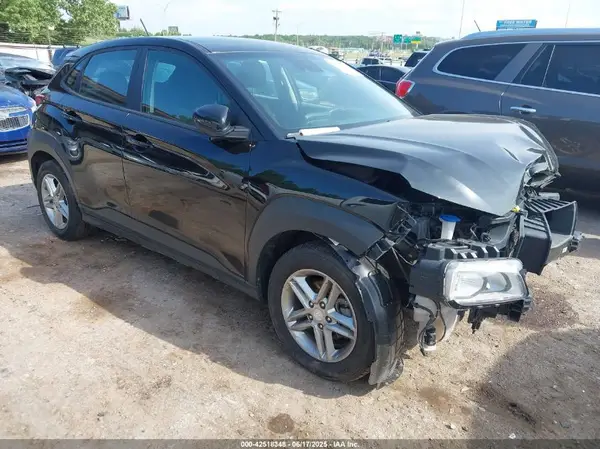 KM8K12AA4MU645995 2021 HYUNDAI KONA - Image 1