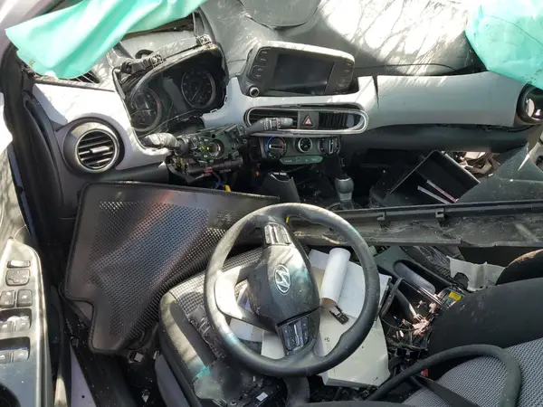 KM8K12AA4MU654468 2021 HYUNDAI KONA - Image 8