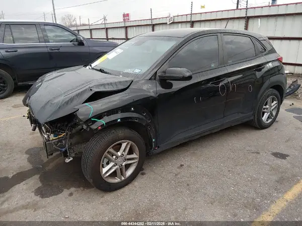 KM8K12AA4MU660254 2021 HYUNDAI KONA - Image 2