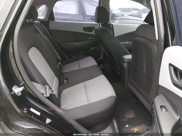 KM8K12AA4MU660254 2021 HYUNDAI KONA - Image 8
