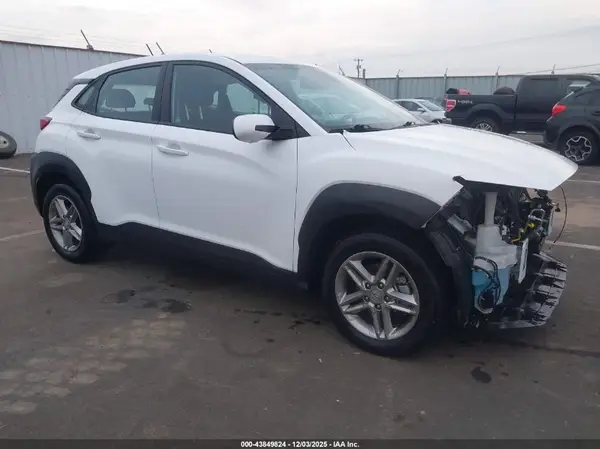 KM8K12AA4MU711655 2021 HYUNDAI KONA - Image 1