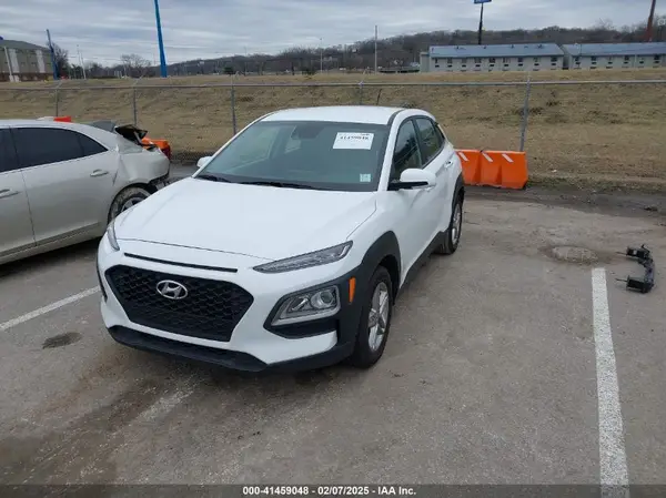 KM8K12AA4MU751573 2021 HYUNDAI KONA - Image 2