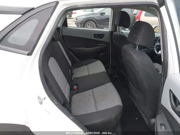 KM8K12AA4MU751573 2021 HYUNDAI KONA - Image 8