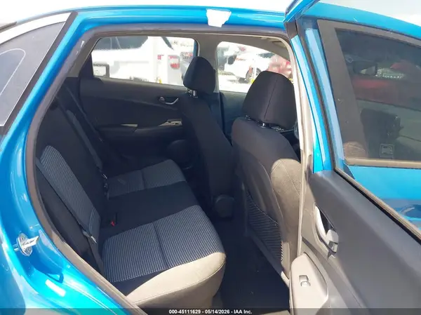 KM8K12AA5JU127423 2018 HYUNDAI KONA - Image 8