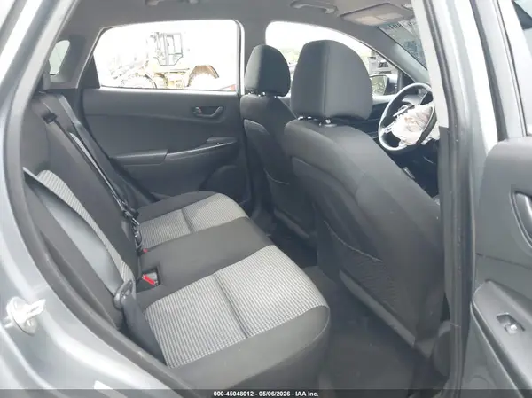 KM8K12AA5MU639977 2021 HYUNDAI KONA - Image 8