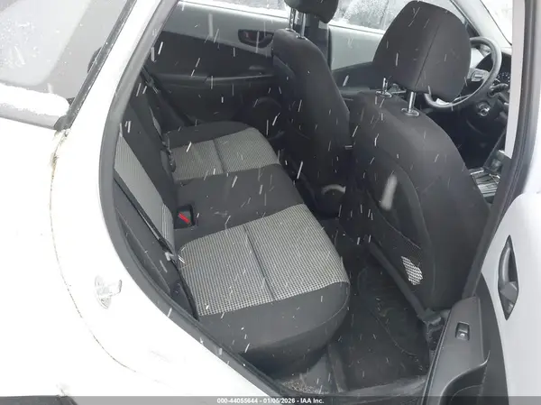 KM8K12AA5MU644323 2021 HYUNDAI KONA - Image 8