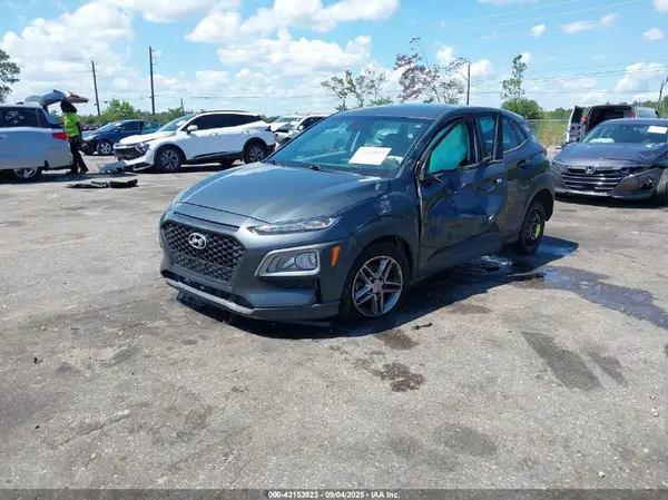KM8K12AA5MU663793 2021 HYUNDAI KONA - Image 2