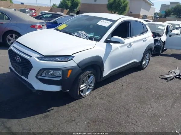 KM8K12AA5MU712572 2021 HYUNDAI KONA - Image 2