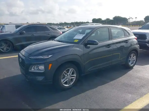 KM8K12AA5MU734488 2021 HYUNDAI KONA - Image 2