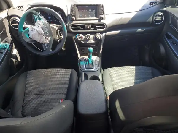 KM8K12AA6JU111621 2018 HYUNDAI KONA - Image 8