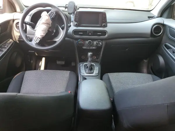 KM8K12AA6JU120576 2018 HYUNDAI KONA - Image 8