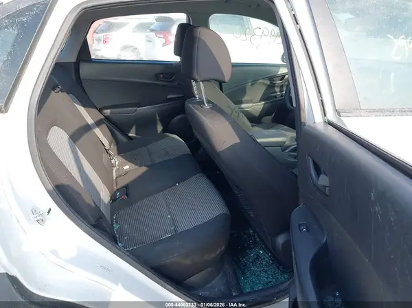 KM8K12AA6KU276053 2019 HYUNDAI KONA - Image 8
