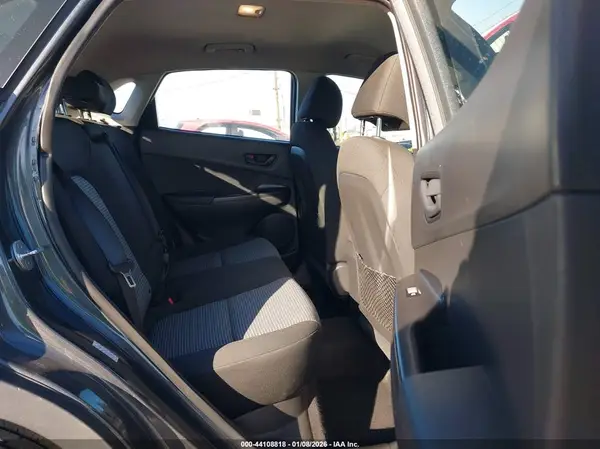 KM8K12AA6KU380249 2019 HYUNDAI KONA - Image 8