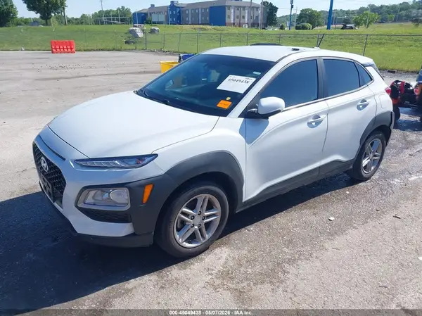 KM8K12AA6MU602713 2021 HYUNDAI KONA - Image 2