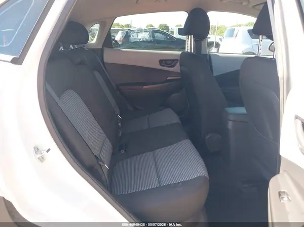 KM8K12AA6MU602713 2021 HYUNDAI KONA - Image 8