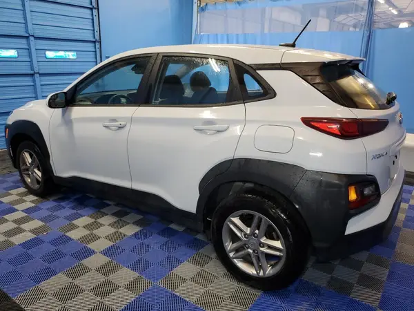 KM8K12AA6MU644329 2021 HYUNDAI KONA - Image 2